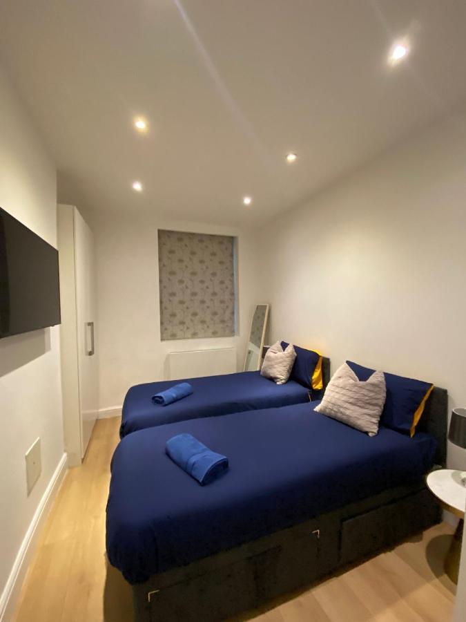 Elegant 2 Bed Flat In Chiswick Lägenhet London Exteriör bild