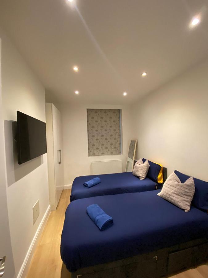 Elegant 2 Bed Flat In Chiswick Lägenhet London Exteriör bild